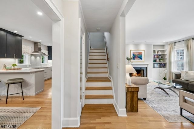 24 Mayhew Dr, South Orange Village Twp., NJ 07079