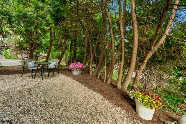 24 Mayhew Dr, South Orange Village Twp., NJ 07079