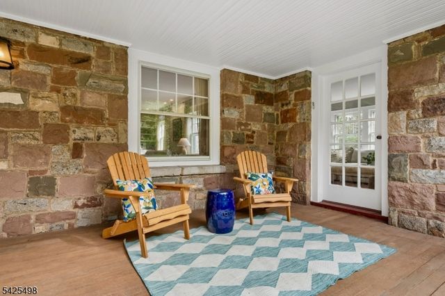 24 Mayhew Dr, South Orange Village Twp., NJ 07079