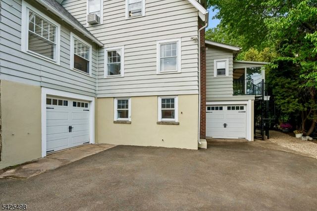 24 Mayhew Dr, South Orange Village Twp., NJ 07079