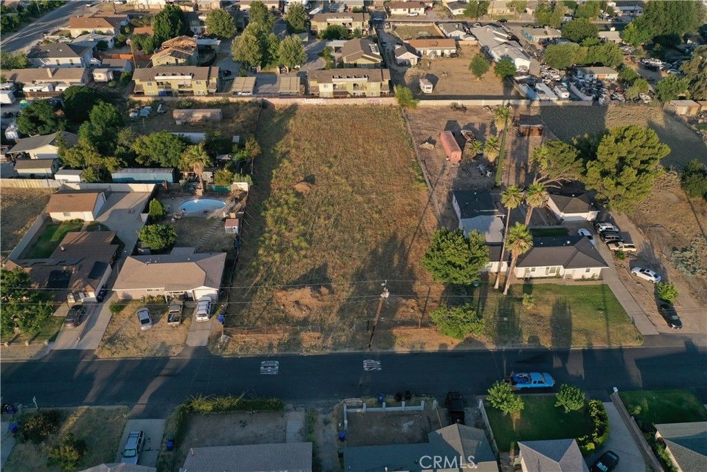 Image 4 of property listing at 4281 Mountain Drive, San Bernardino, CA 92407