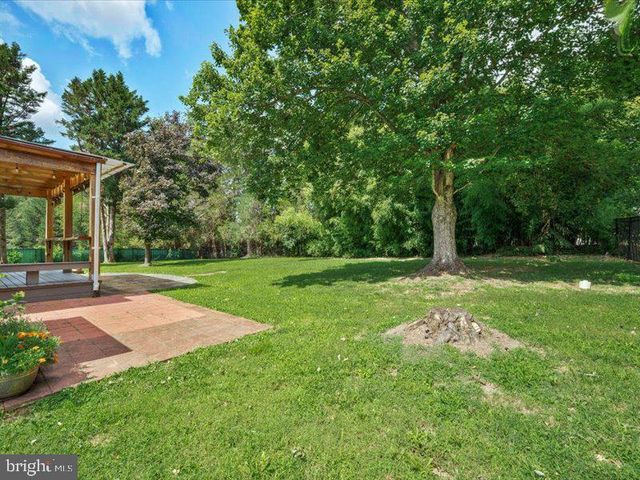 11 TALLEY CT, North Potomac, MD 20878