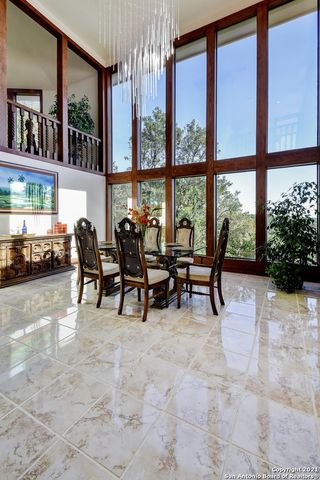 17050 Sunridge Pt, Helotes, TX 78023