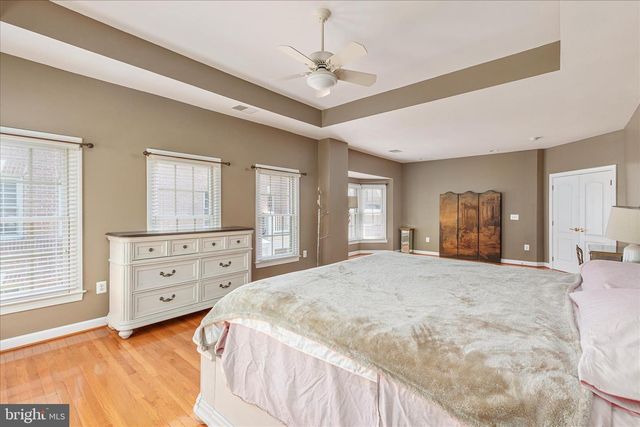 12810 FALCON WOOD PL, Fairfax, VA 22033