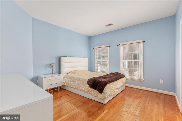 12810 FALCON WOOD PL, Fairfax, VA 22033