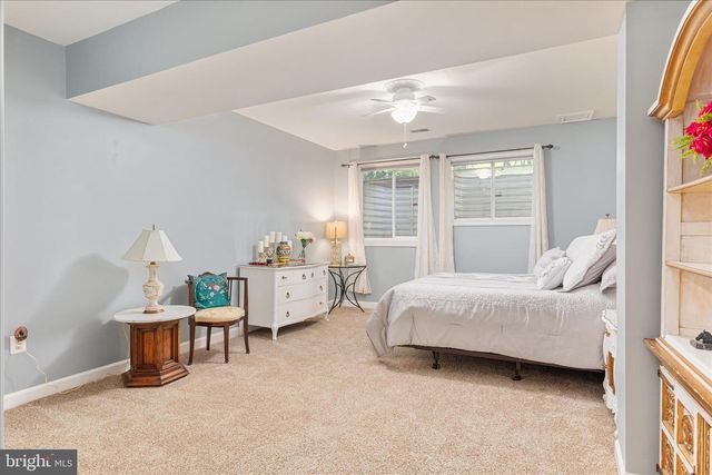 12810 FALCON WOOD PL, Fairfax, VA 22033