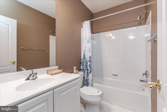 12810 FALCON WOOD PL, Fairfax, VA 22033
