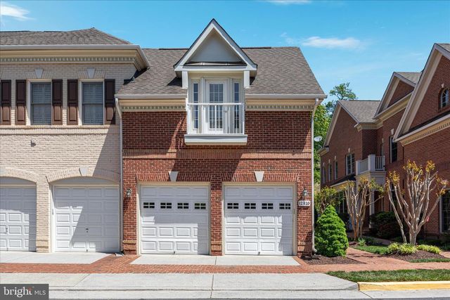 12810 FALCON WOOD PL, Fairfax, VA 22033