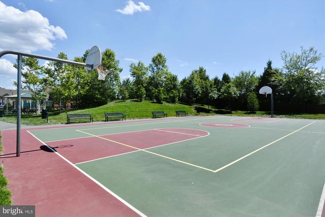 12810 FALCON WOOD PL, Fairfax, VA 22033