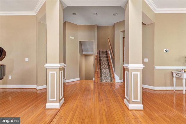 12810 FALCON WOOD PL, Fairfax, VA 22033