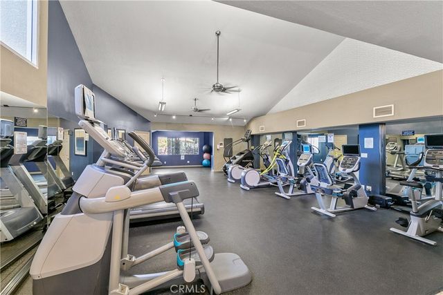 5500 Owensmouth Avenue 317, Woodland Hills, CA 91367