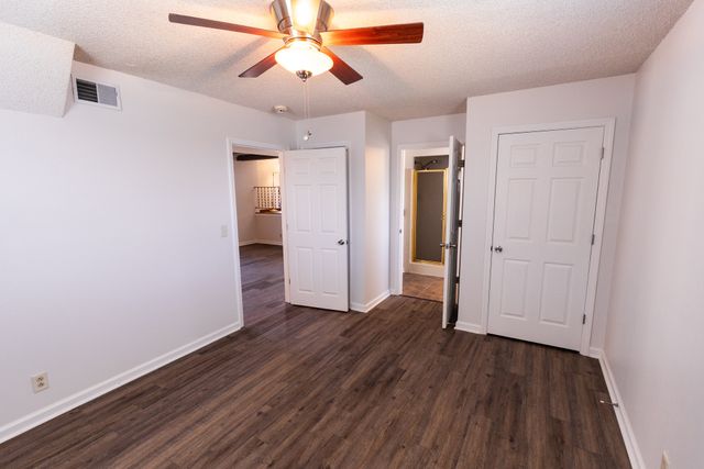 251 Sailboat Dr, Nashville, TN 37217