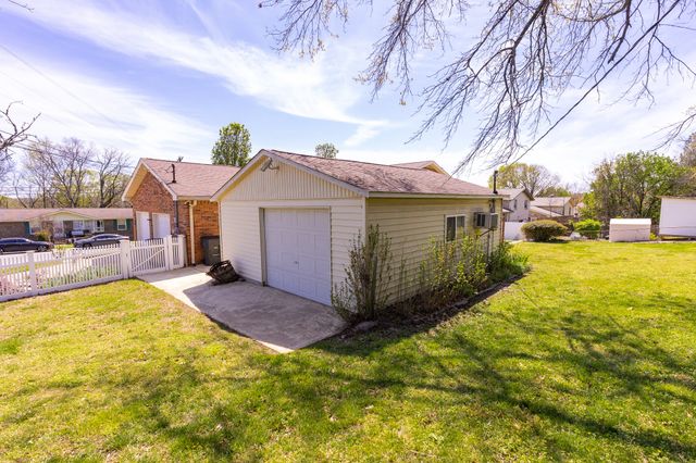 251 Sailboat Dr, Nashville, TN 37217
