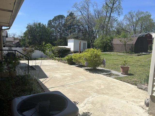 251 Sailboat Dr, Nashville, TN 37217