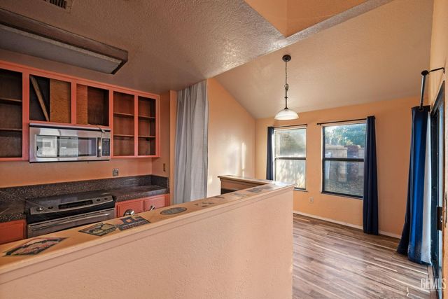 8000 Kroll Way 114, Bakersfield, CA 93311