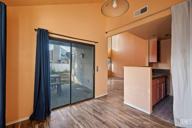 8000 Kroll Way 114, Bakersfield, CA 93311