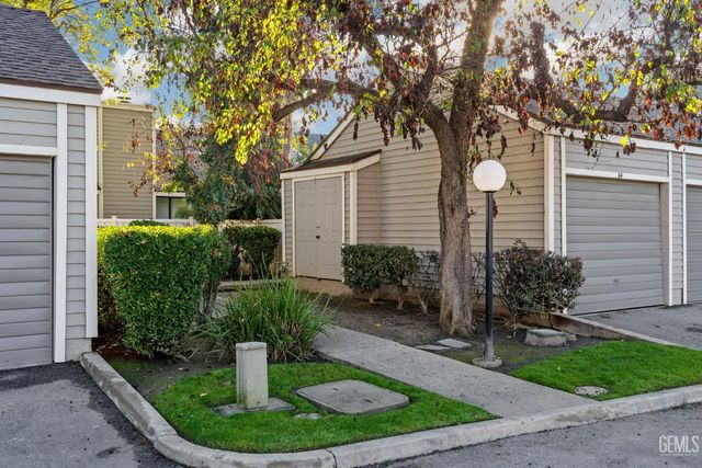 8000 Kroll Way 114, Bakersfield, CA 93311