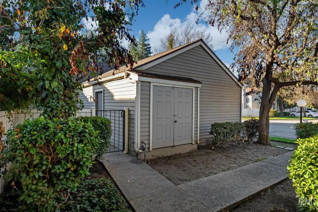 8000 Kroll Way 114, Bakersfield, CA 93311