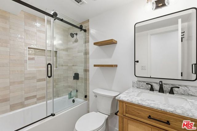 5411 Troost Avenue, Valley Village, CA 91601