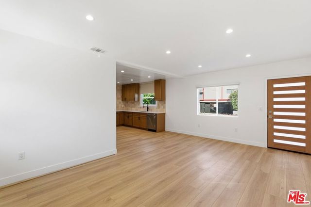 5411 Troost Avenue, Valley Village, CA 91601