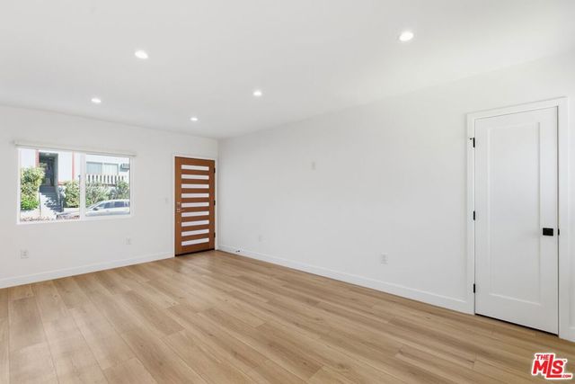 5411 Troost Avenue, Valley Village, CA 91601