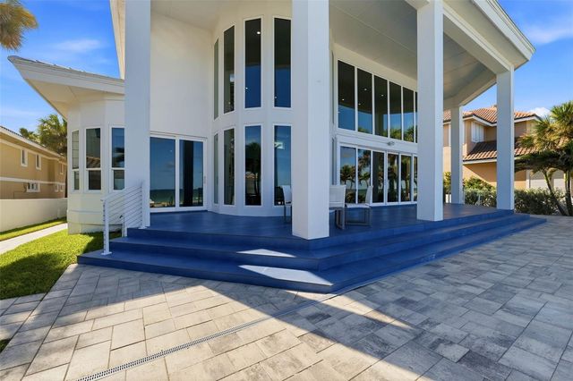 1480 GULF BOULEVARD, Belleair Beach, FL 33786