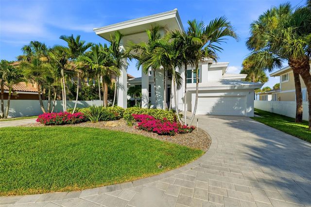 1480 GULF BOULEVARD, Belleair Beach, FL 33786