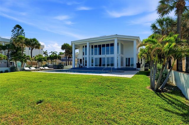 1480 GULF BOULEVARD, Belleair Beach, FL 33786