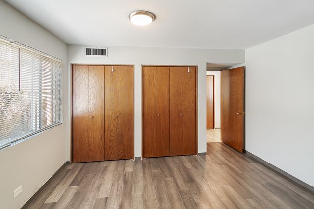 318 Walker Avenue 7, Highland Park, IL 60035