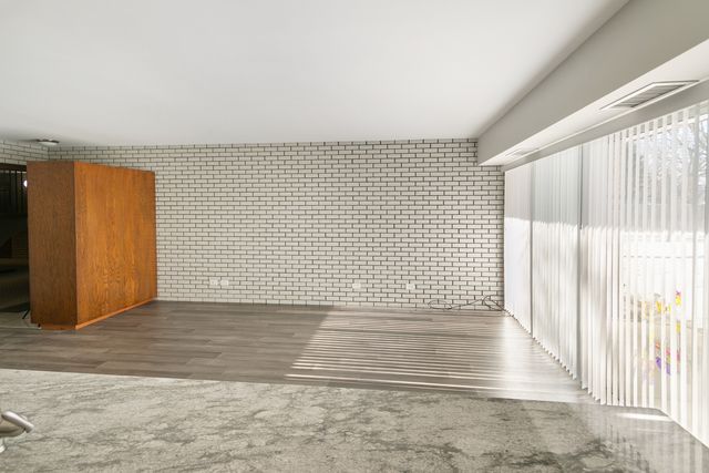 318 Walker Avenue 7, Highland Park, IL 60035