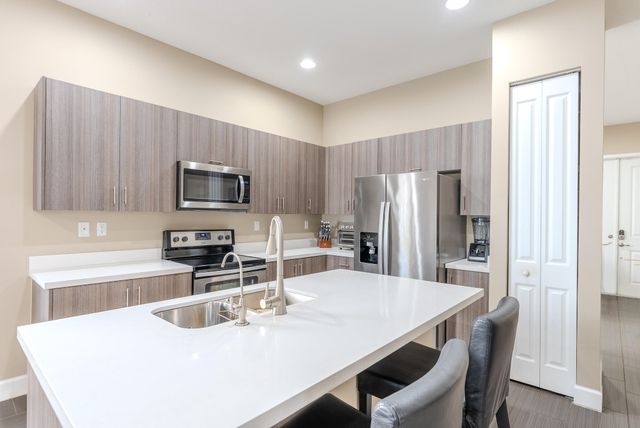 5115 NW 51st Terrace, Tamarac, FL 33319