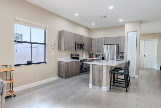 5115 NW 51st Terrace, Tamarac, FL 33319