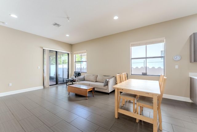 5115 NW 51st Terrace, Tamarac, FL 33319