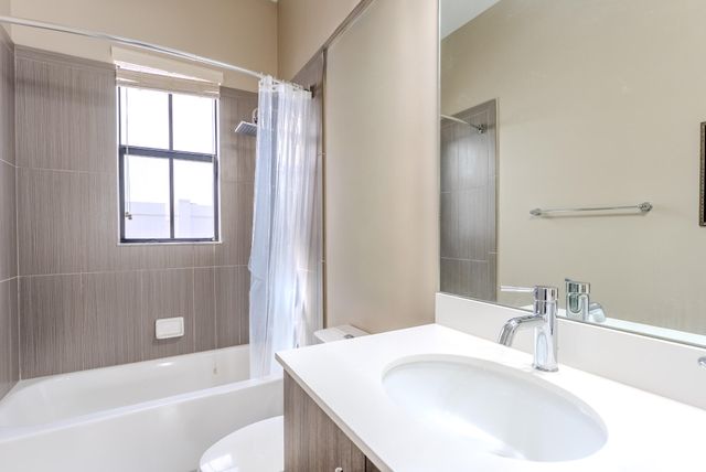 5115 NW 51st Terrace, Tamarac, FL 33319