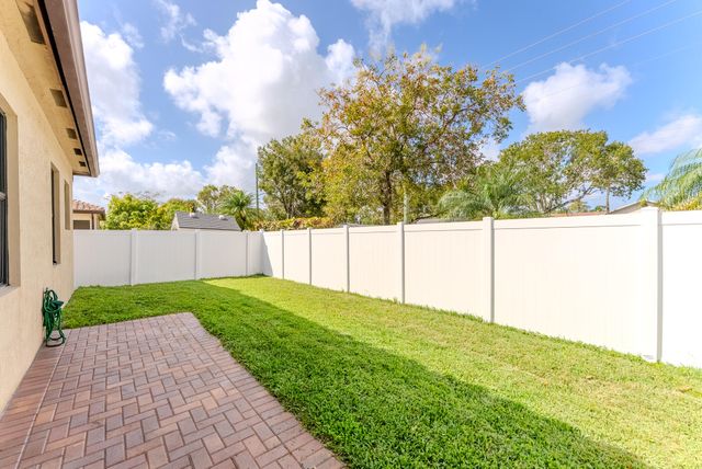 5115 NW 51st Terrace, Tamarac, FL 33319