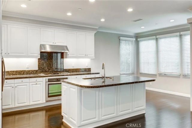 80 Brindisi, Irvine, CA 92618