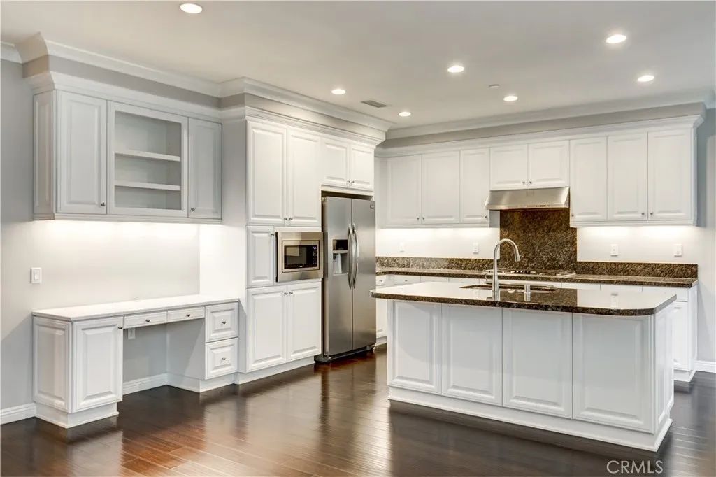 80 Brindisi, Irvine, CA 92618