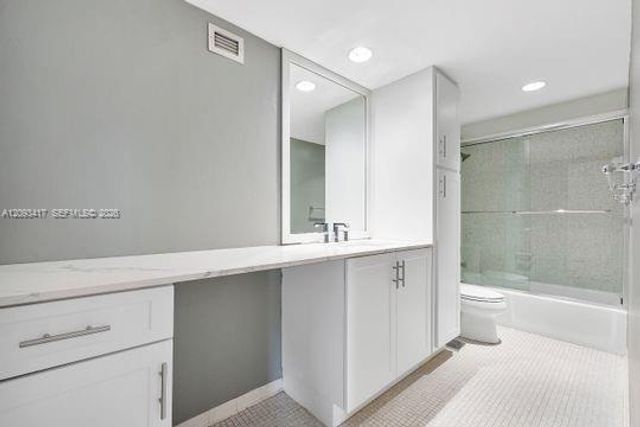 90 Edgewater Drive 514, Coral Gables, FL 33133