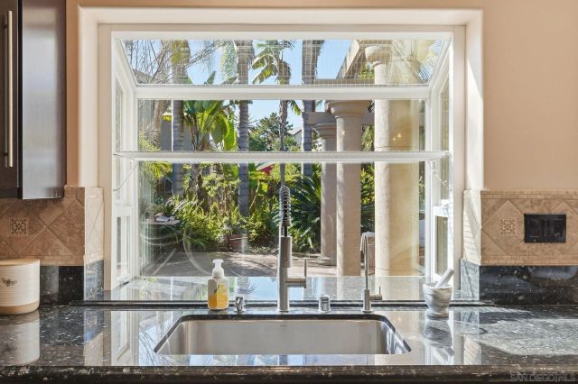 11479 Duenda Rd, San Diego, CA 92127