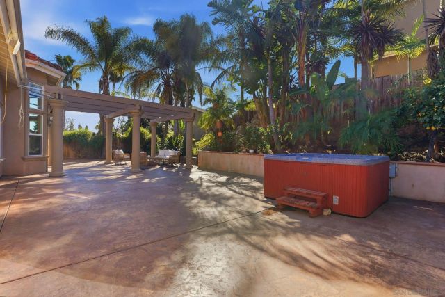 11479 Duenda Rd, San Diego, CA 92127