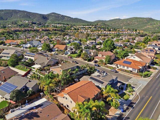 11479 Duenda Rd, San Diego, CA 92127