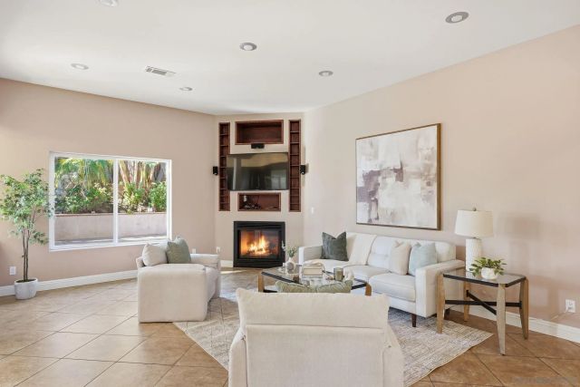 11479 Duenda Rd, San Diego, CA 92127