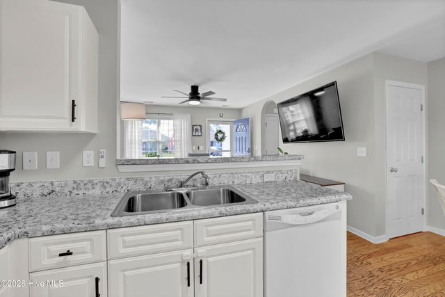 1730 Pepperwood Way, Leland, NC 28451