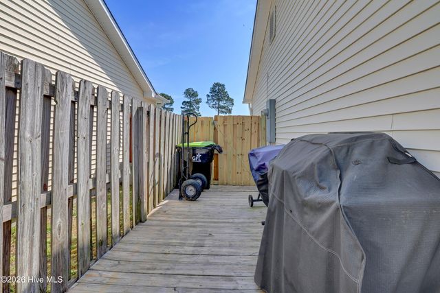 1730 Pepperwood Way, Leland, NC 28451