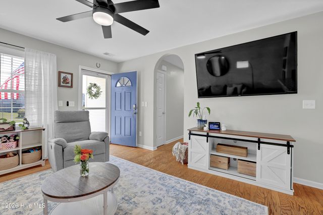 1730 Pepperwood Way, Leland, NC 28451