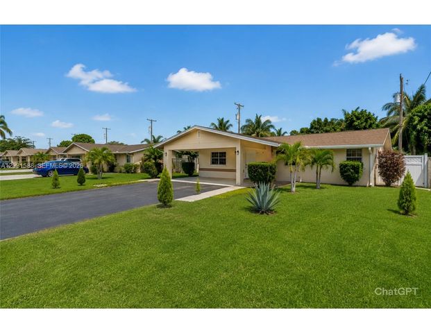 1701 NE 55th St 1-2, Fort Lauderdale, FL 33334