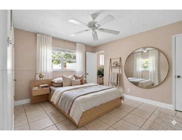 1701 NE 55th St 1-2, Fort Lauderdale, FL 33334
