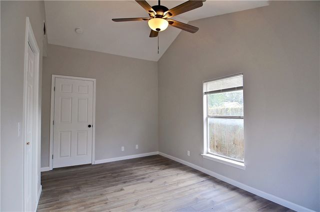 806 N Adams St, Beeville, TX 78102