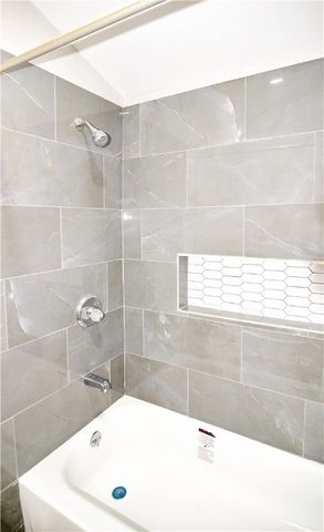 806 N Adams St, Beeville, TX 78102