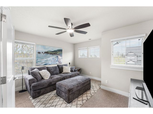 11760 Se GOLDEN EAGLE Ln, Happy Valley, OR 97086